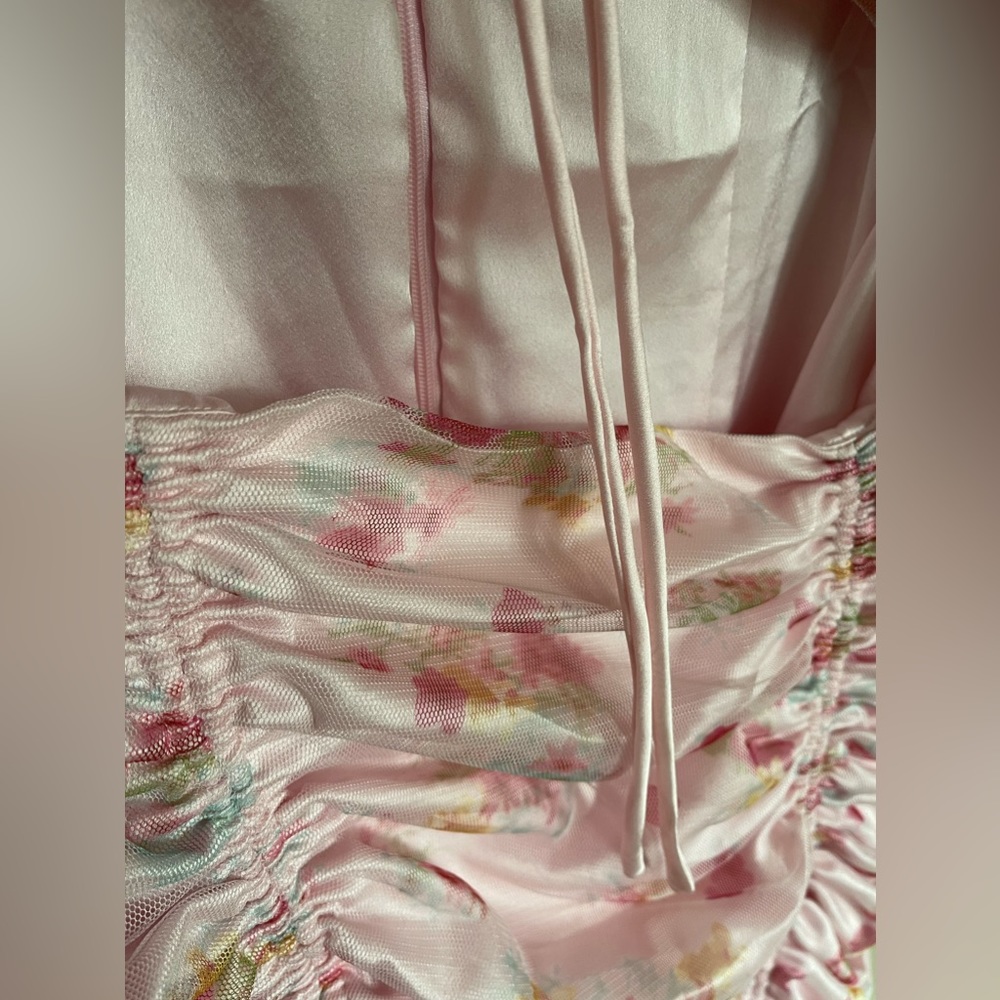 UO Exclusive Contenta Pink Floral Dress - Picture 7 of 8